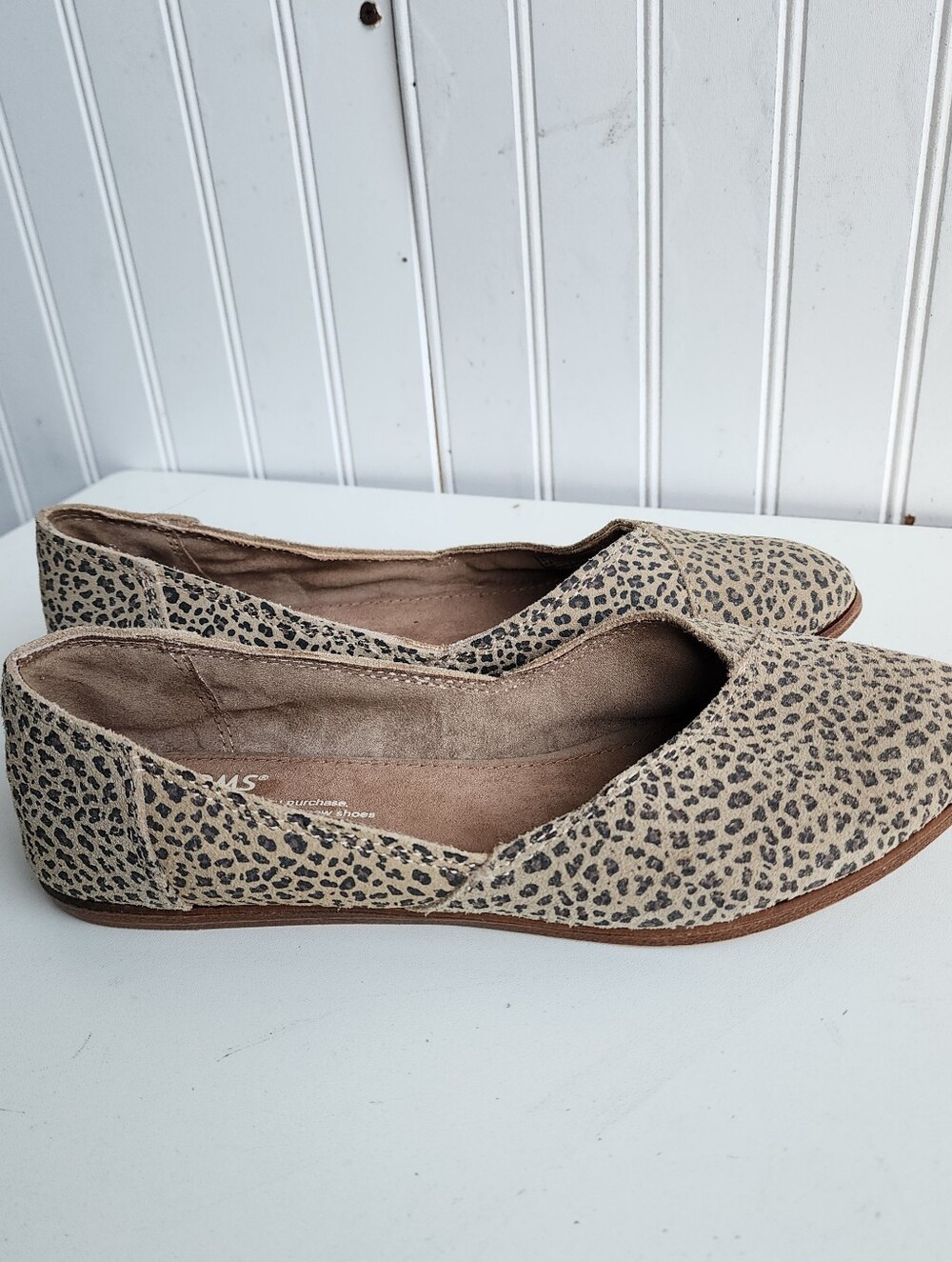 Toms Women W 7.5 Jutti Animal Print Suede Cheetah Leopard Ballet Flat Shoes Tan
